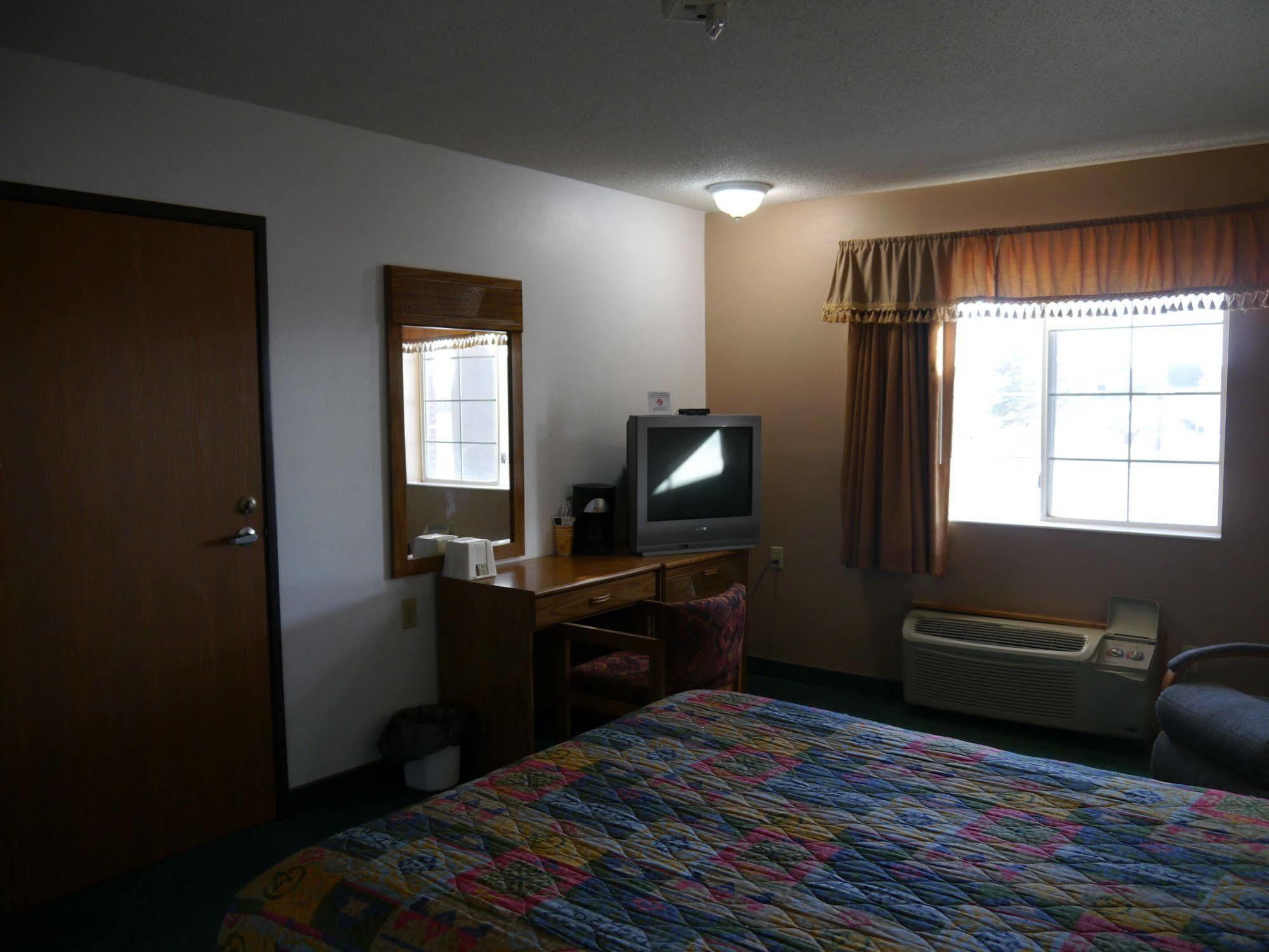 Westwood Inn & Suites - Kimball Eksteriør bilde